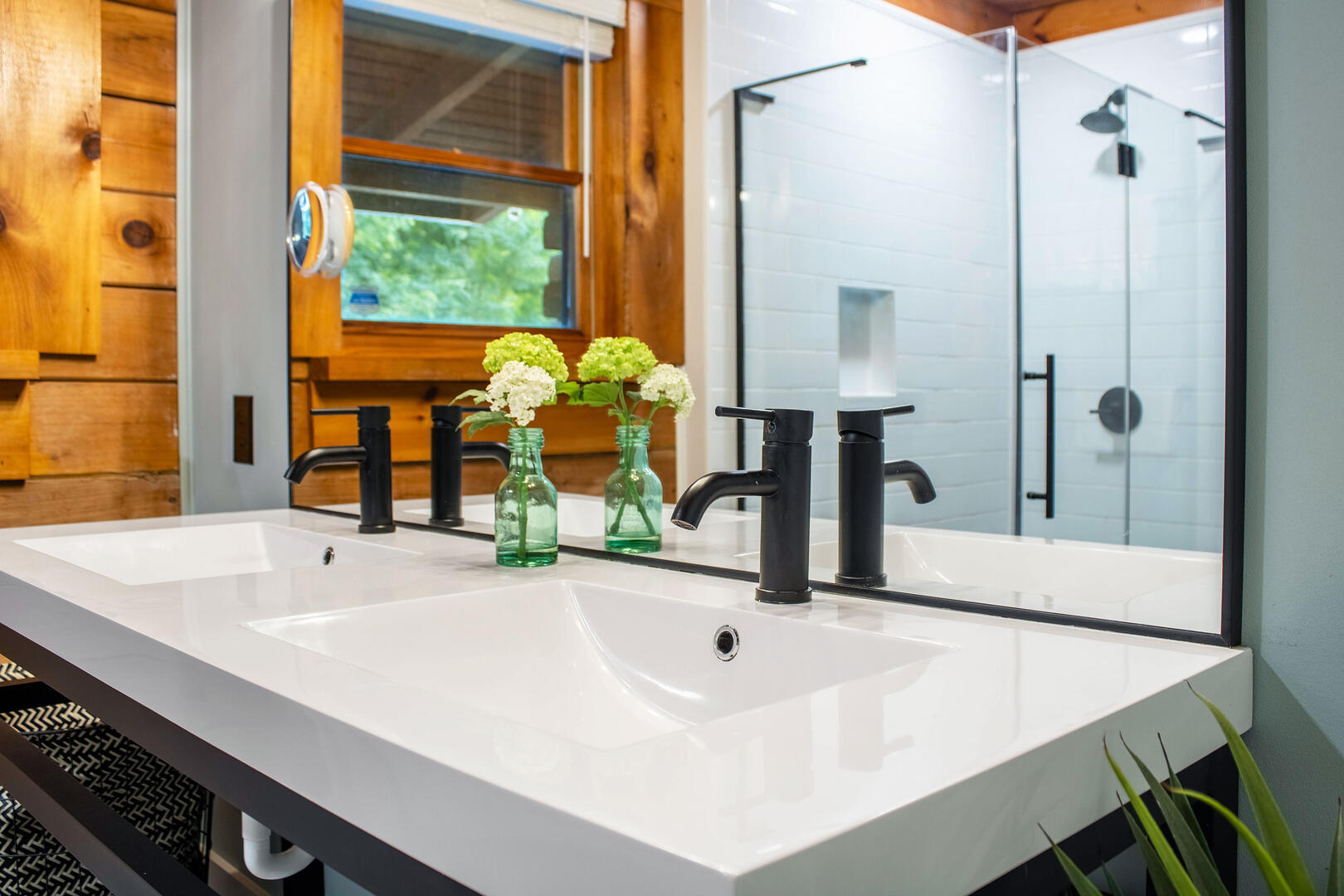 Hensley Hollow Lodge of Elkton 46