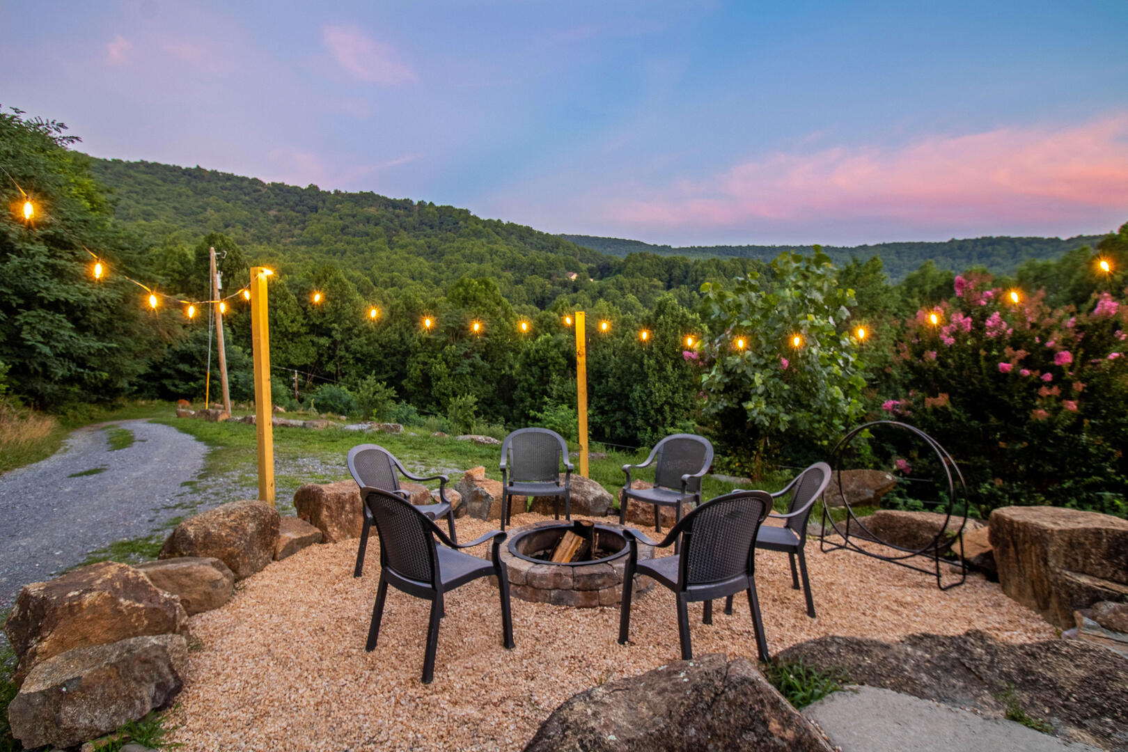 Hensley Hollow Lodge of Elkton 85