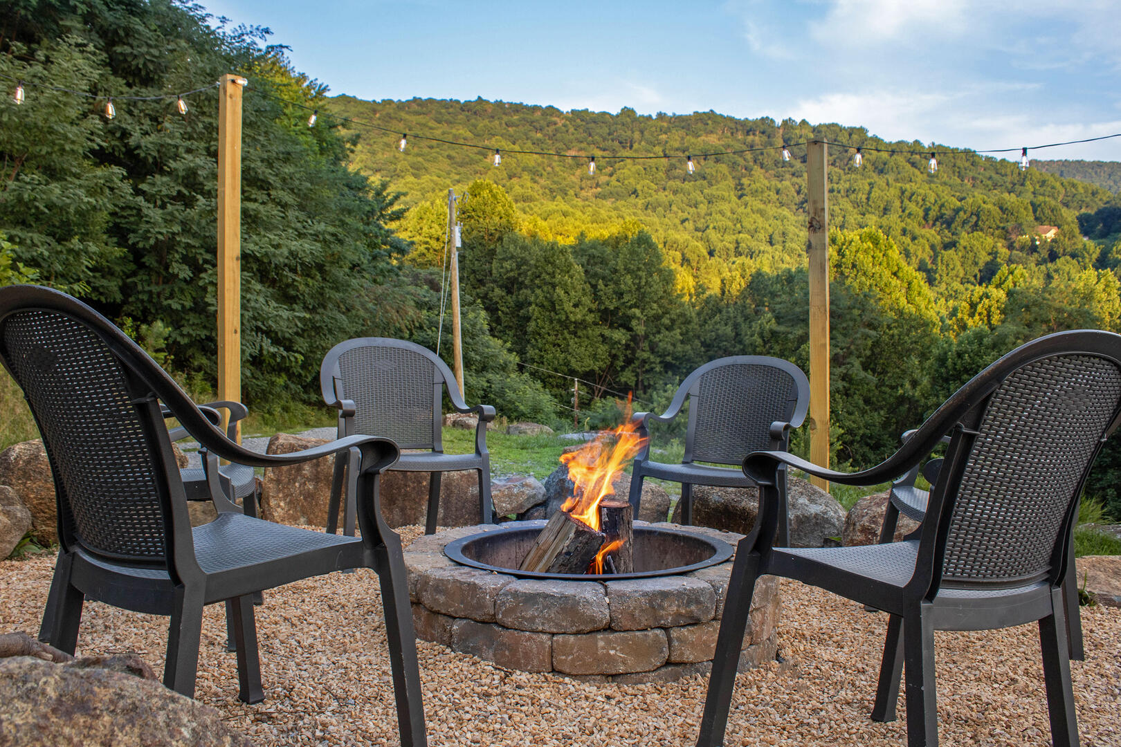 Hensley Hollow Lodge of Elkton 84