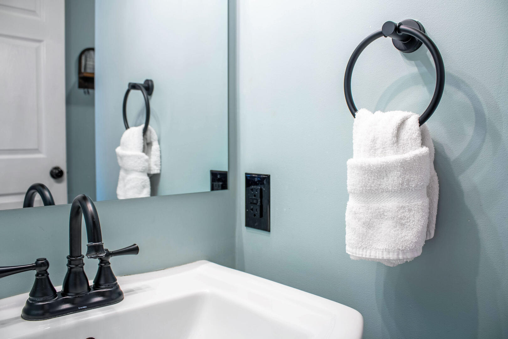 Hensley Hollow Lodge of Elkton 76