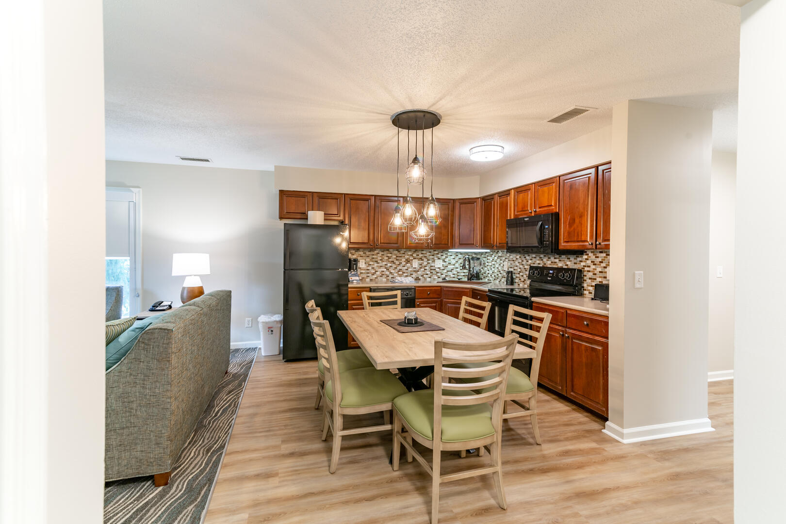 Woodstone Meadows Deluxe Four Bedroom 3