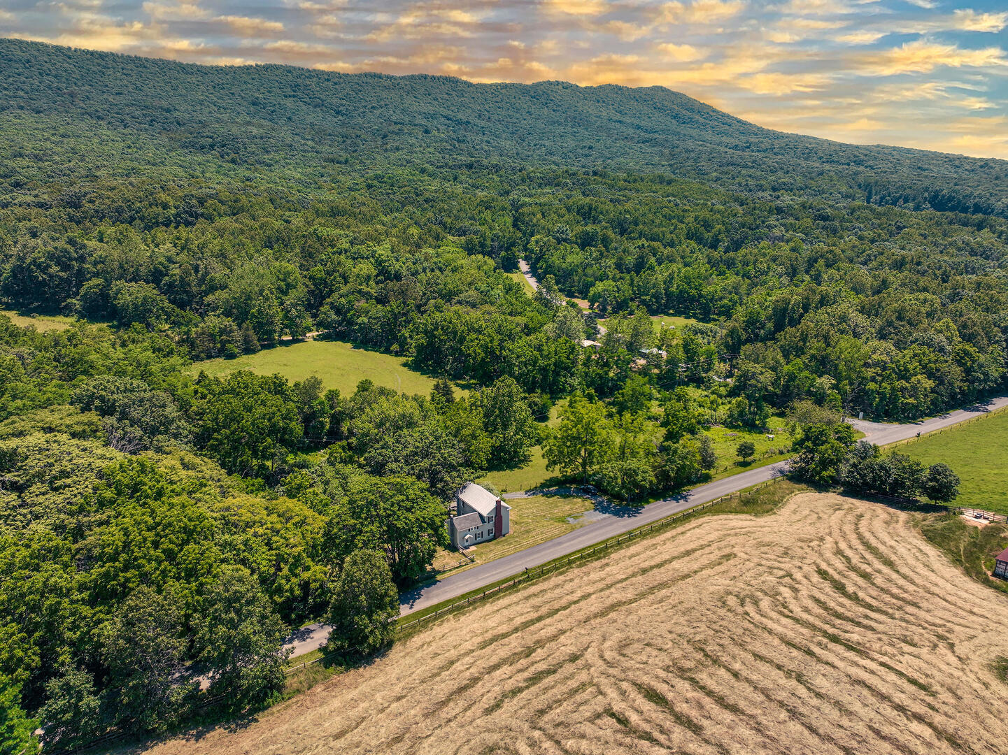Featured Property Hikers Zen at Keezletown