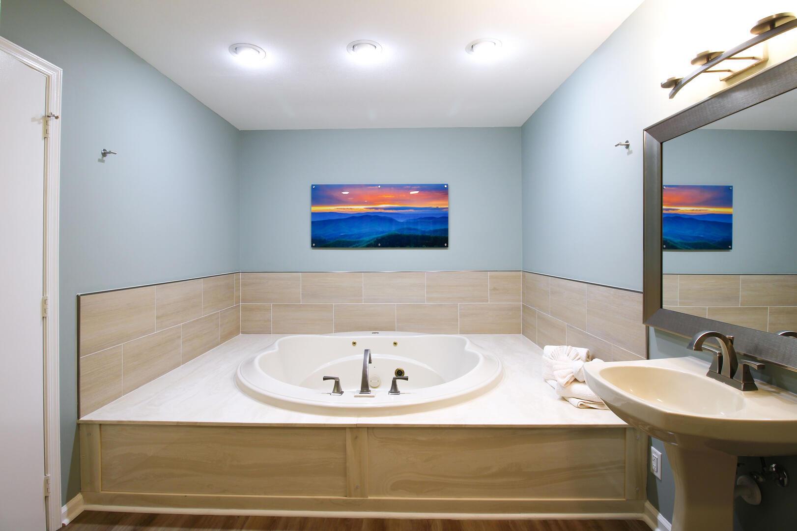 The Summit Two Bedroom Condo 5