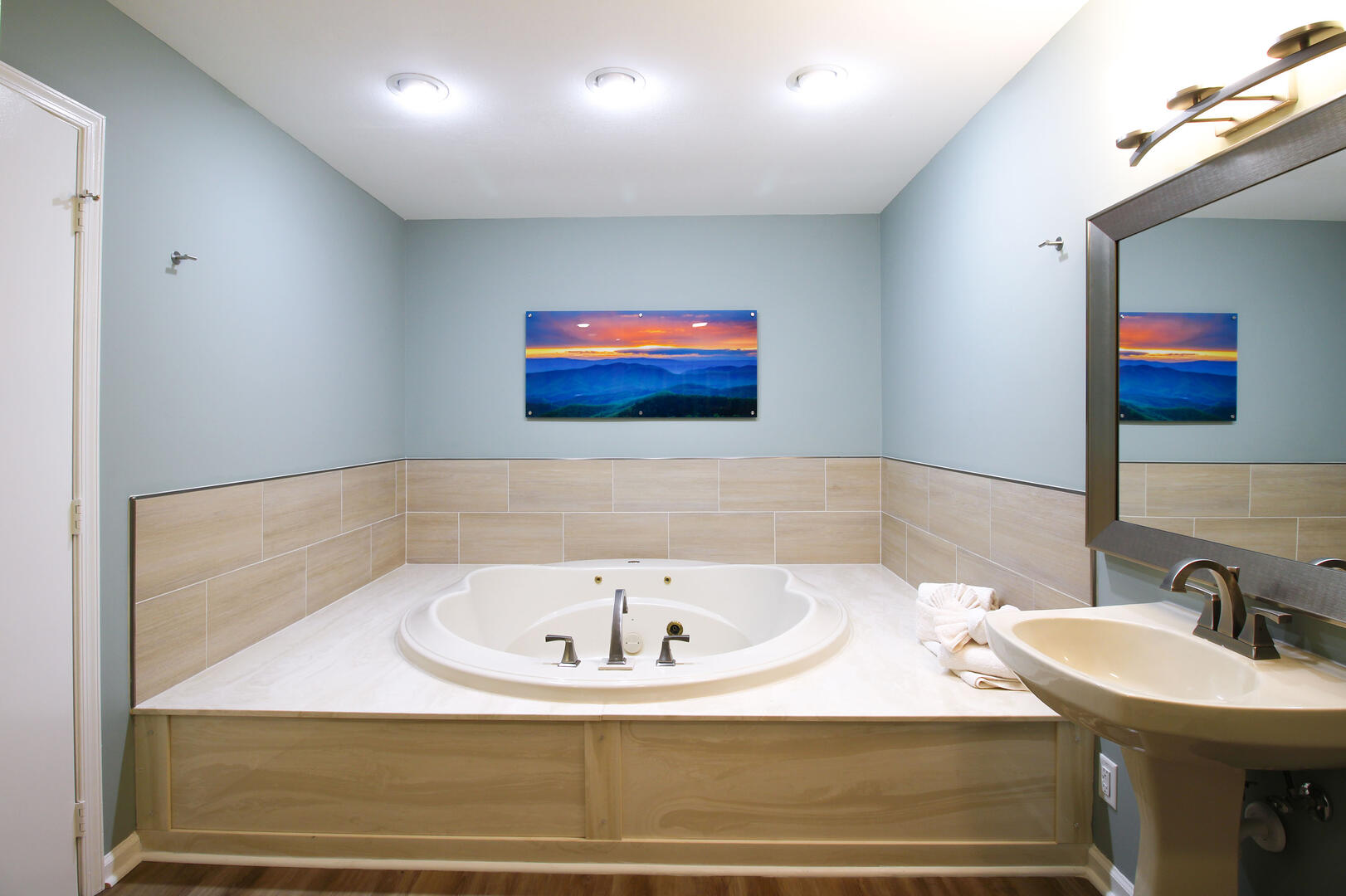 The Summit Two Bedroom Condo 20