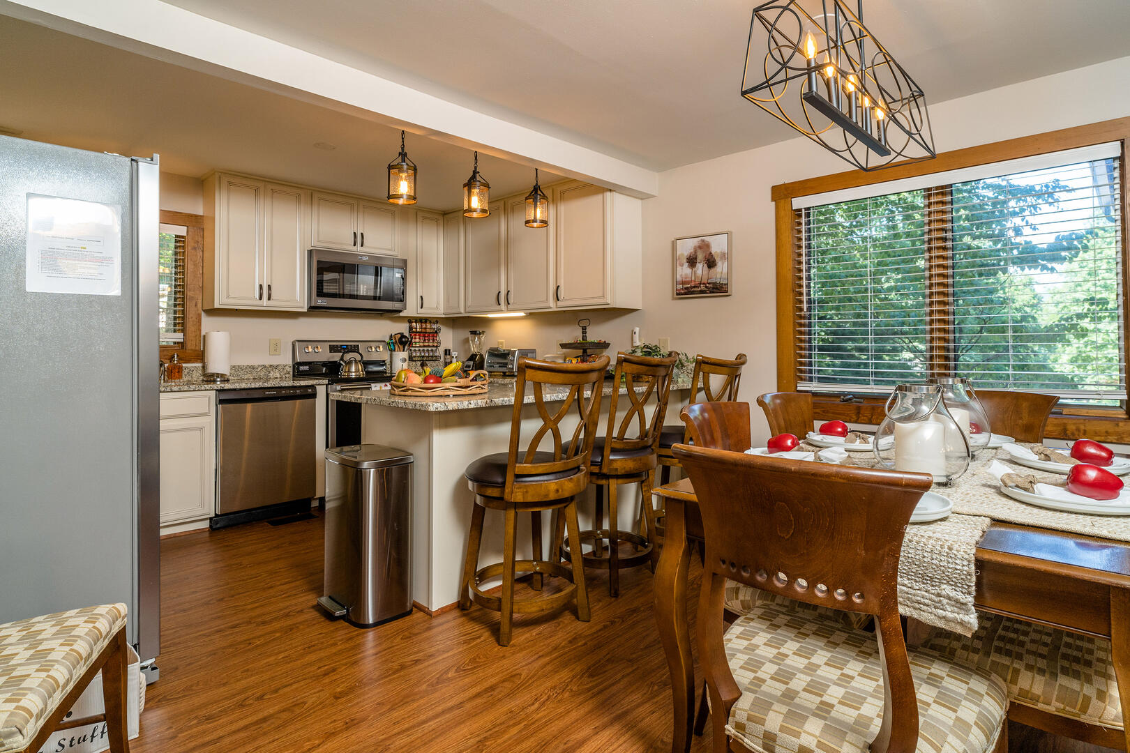 Red Cedar Retreat 13