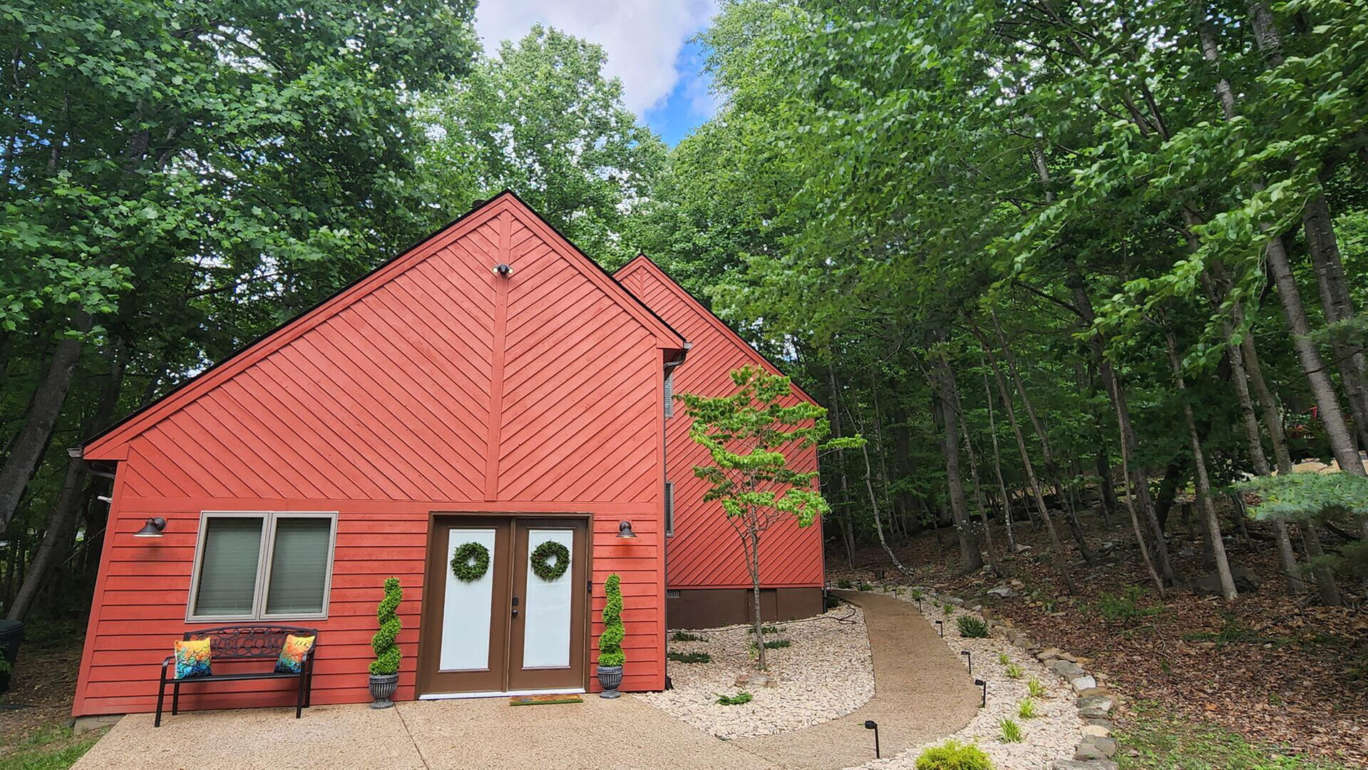 Red Cedar Retreat 55