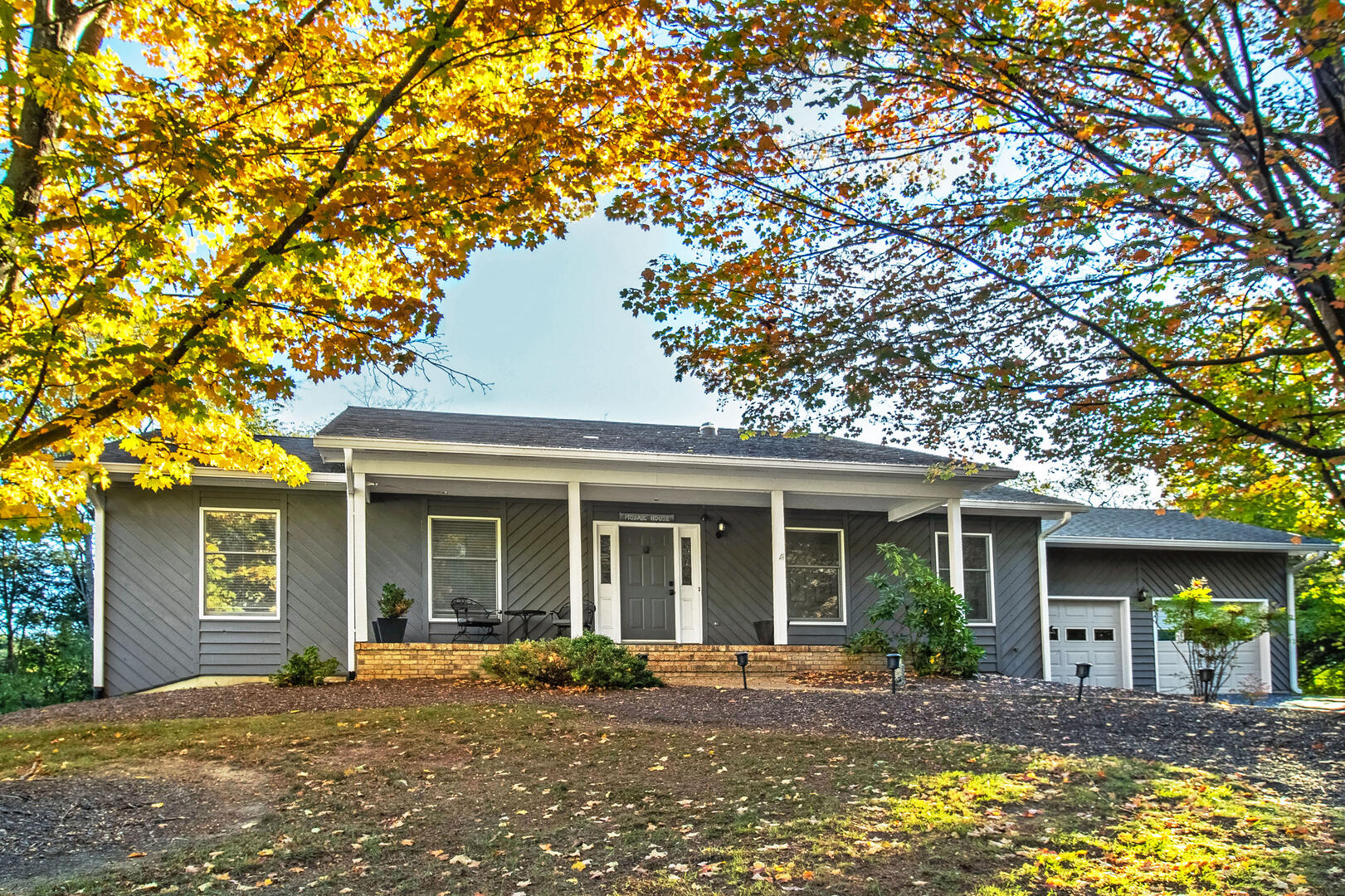 Welcome to Mosaic House