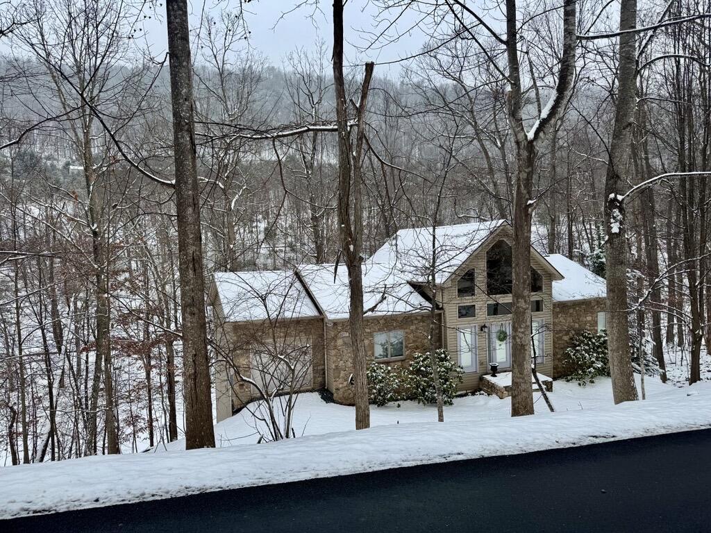 Featured Property Mountain Memories