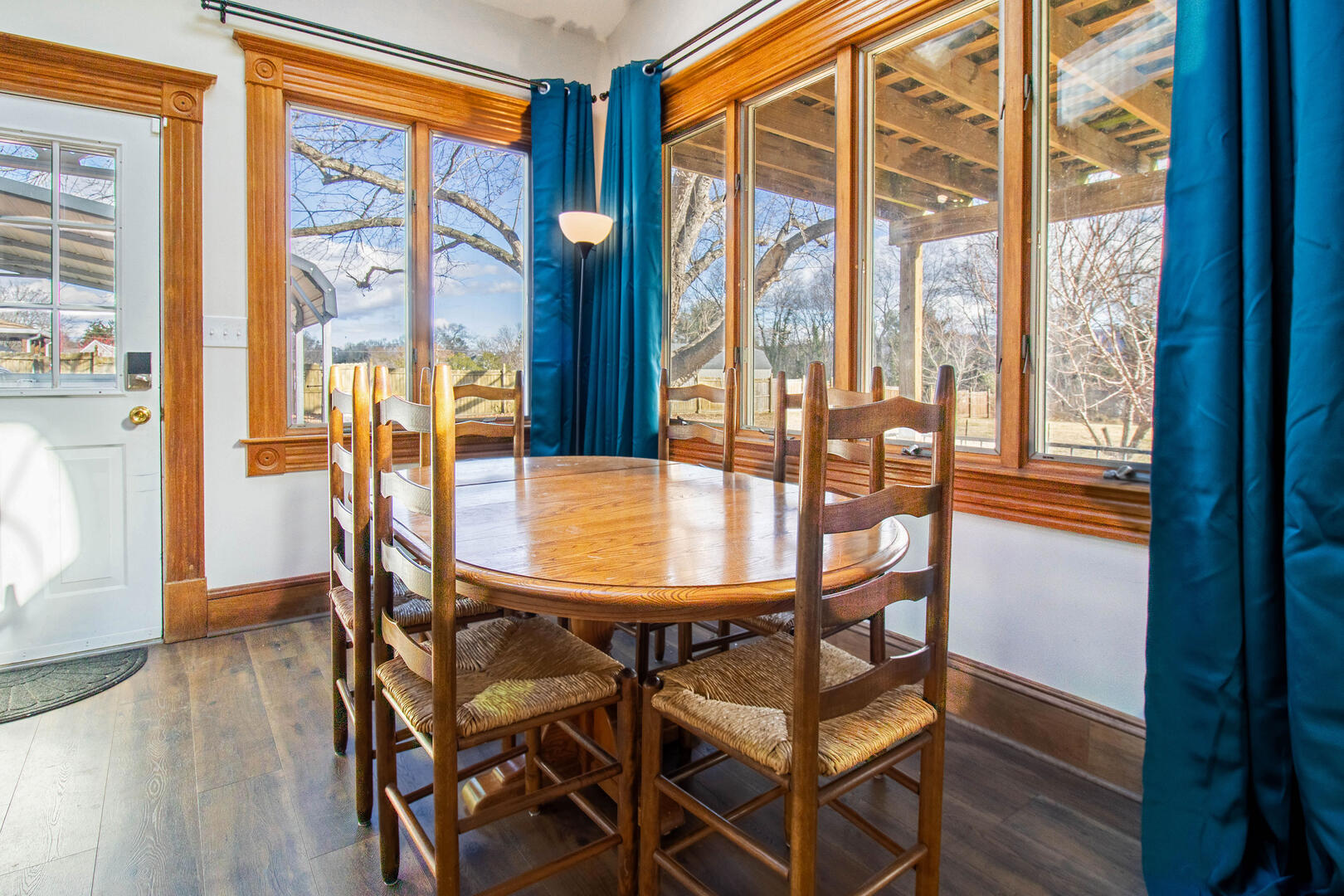 The Veranda at Woodstock 15