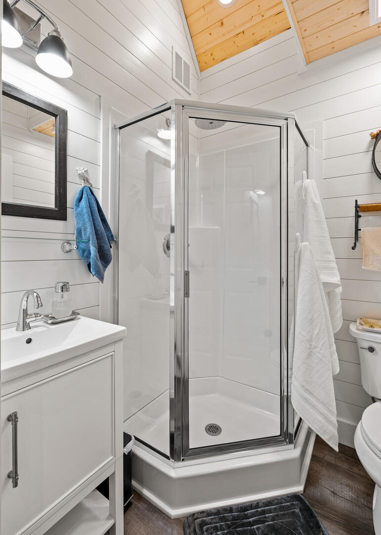 Catalpa Cabins - Cabin #1 19