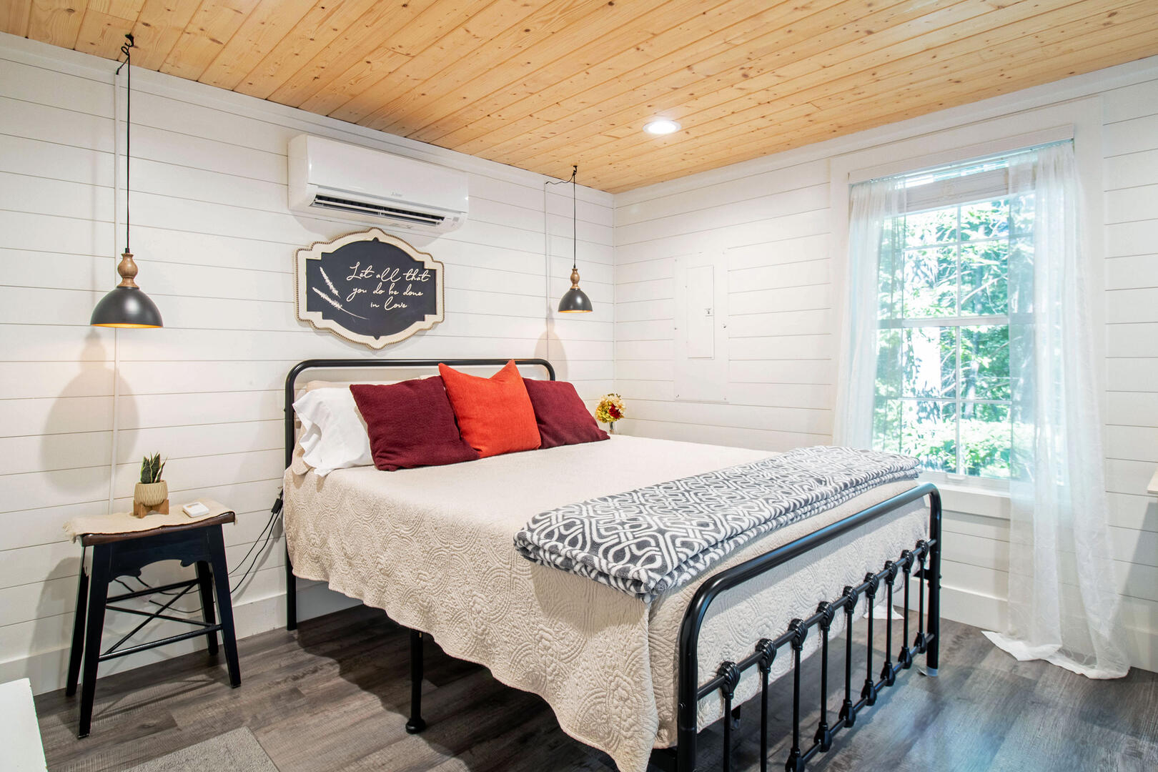 Catalpa Cabins - Cabin #1 17